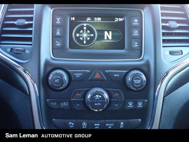 2017 Jeep Grand Cherokee 4x2 Laredo 4dr SUV